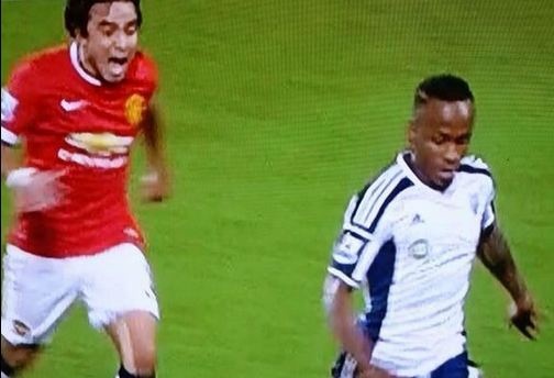 Mac sai lam, sao M.U co la het de can doi phuong ghi ban hinh anh