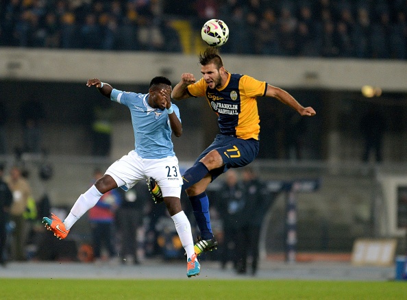 Ket qua 31/10: Lazio lo co hoi ap sat top 2 Serie A hinh anh