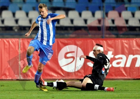 Bi treo gio 16 tuan vi dap gay chan doi phuong hinh anh