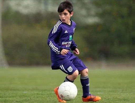 'Messi Italy' the hien kha nang dut diem sieu di hinh anh