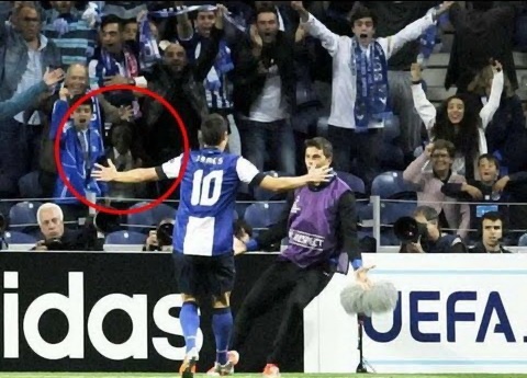 5 san van dong noi tieng the gioi bi don ma am hinh anh