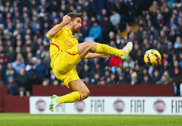 Aston Villa 0-2 Liverpool: The Kop noi dai mach thang hoa hinh anh
