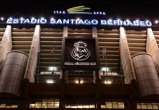 Real Madrid ban ten san Bernabeu hinh anh