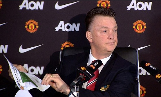 ‘Ngay ca ke dot nat cung co the cuoi nhao Van Gaal’ hinh anh