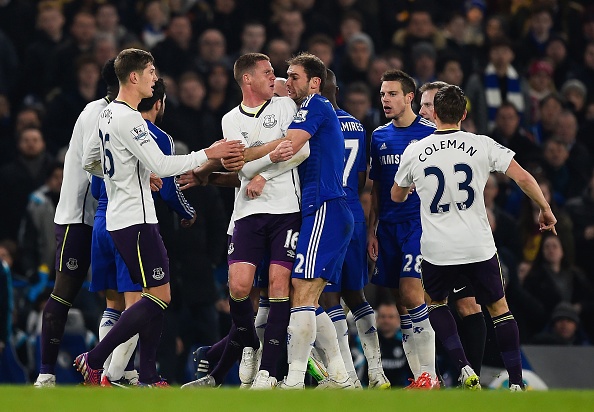 Tinh huong Ivanovic bi nghi ngo can McCarthy hinh anh