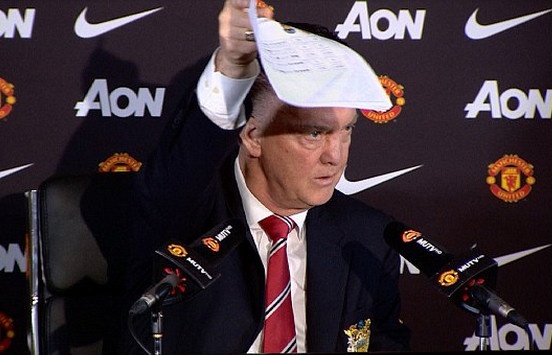 8 viec Van Gaal can lam ngay neu muon tai vi hinh anh