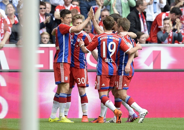 Lewandowski giup Bayern thang 3-0, Dortmund thua 1-3 hinh anh