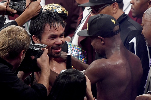 Cac ngoi sao the gioi tiec cho Pacman, chuc mung Mayweather hinh anh