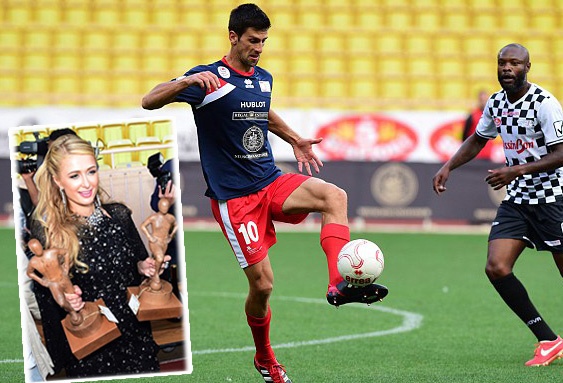 Paris Hilton co vu Djokovic, Massa choi bong hinh anh