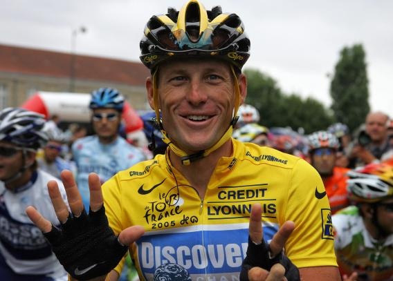 Lance Armstrong tro lai duong dua Tour de France hinh anh