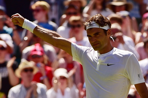 Federer, Nadal toc hanh vao vong 2 Wimbledon hinh anh
