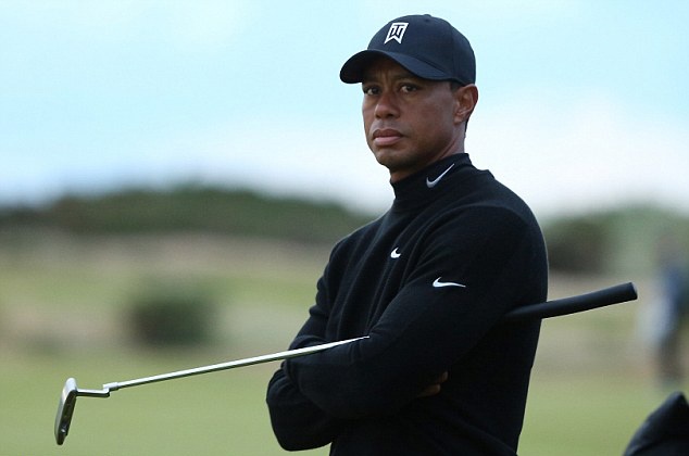 Tiger Woods tien gan toi ky luc buon tai Open Championship hinh anh