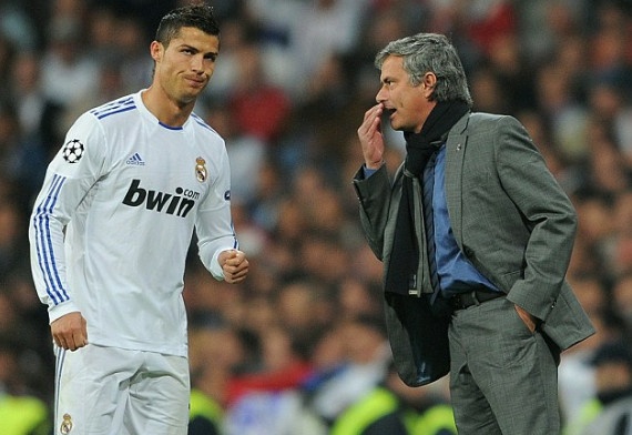 Mourinho: ‘Hazard xuat sac hon Ronaldo’ hinh anh