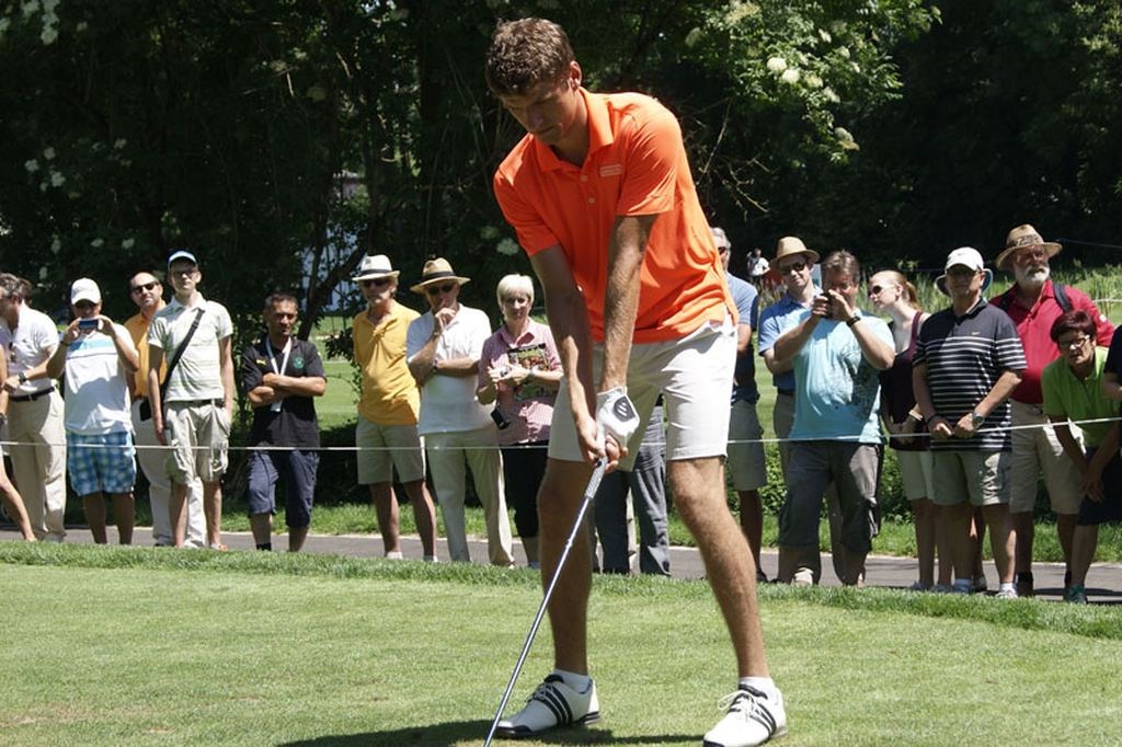 10 sao bong da me golf anh 7