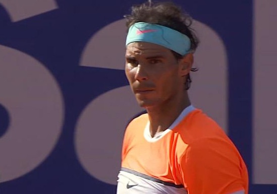 Nadal bi doi thu mang tren san hinh anh