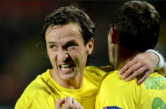 'Sieu pham' cua Alan Gatagov tai giai VDQG Kazakhstan hinh anh