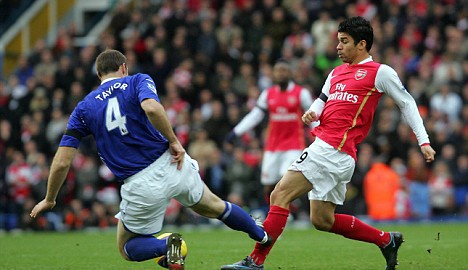 10 sao san co gay chan sau nhung cu tac bong nguy hiem hinh anh