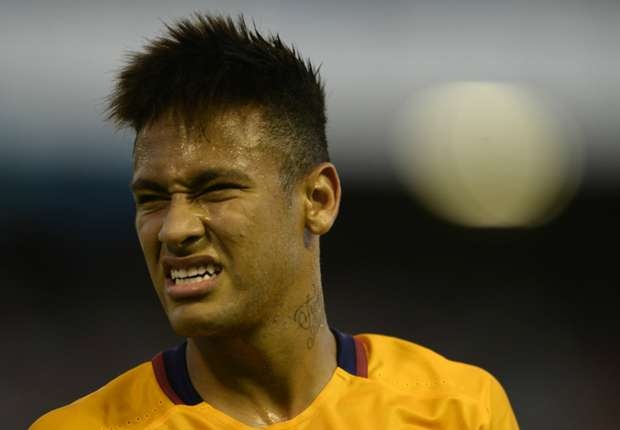 Neymar thua nhan lien he gia nhap MU he qua hinh anh