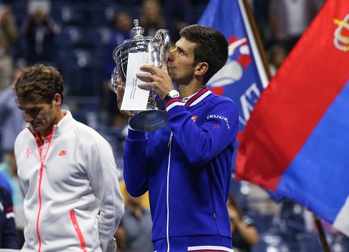 Djokovic tu tin vuot qua ky luc Grand Slam cua Federer hinh anh