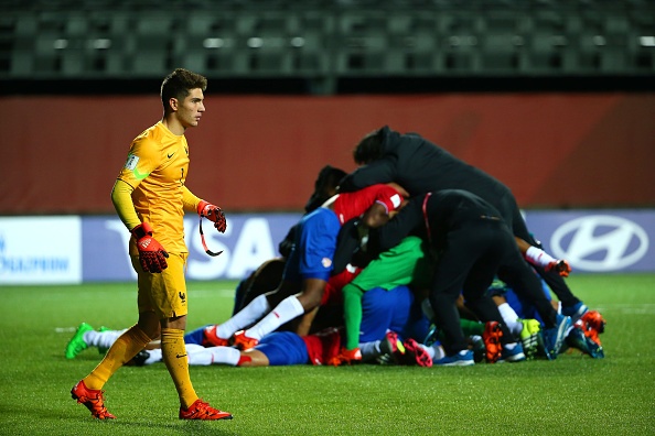 Tong hop tran dau: U17 Phap 0-0 U17 Costa Rica (pen: 3-5) hinh anh