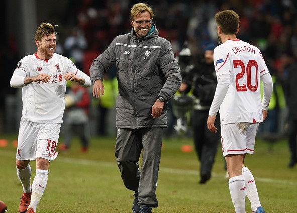 Liverpool thang tran thu ba lien tiep duoi trieu dai Klopp hinh anh