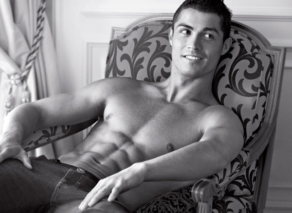 Ronaldo duoc tim kiem nhieu nhat tren website khieu dam hinh anh