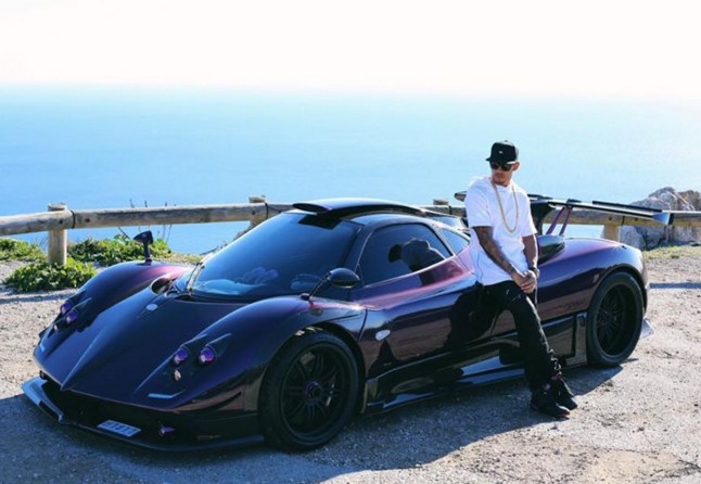 Sieu xe 2,3 trieu USD cua Hamilton gay tai nan tai Monaco hinh anh