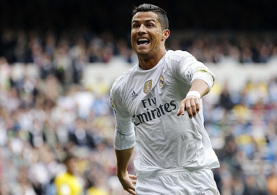 Diem tin 30/11: Ronaldo vuot huyen thoai Hugo Sanchez hinh anh