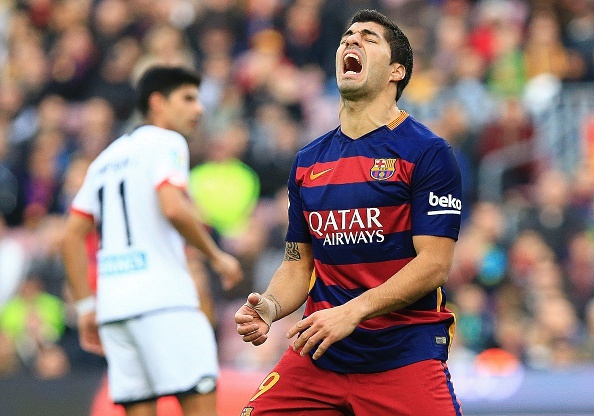 Dan 2 ban, Barca van de Deportivo cam hoa tai Nou Camp hinh anh