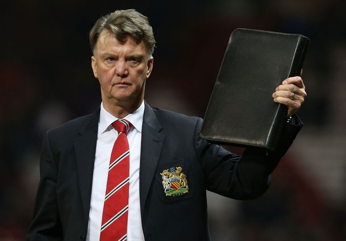 Diem tin: Roi MU, Van Gaal duoc moi vao vi tri hap dan hinh anh