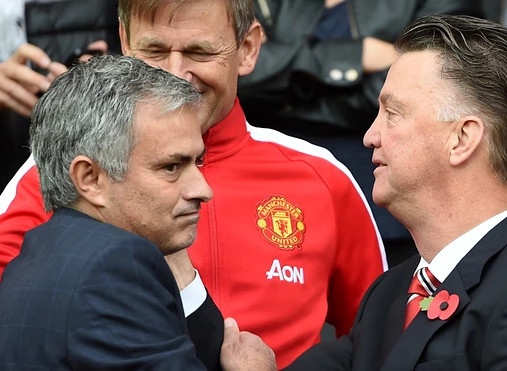 Mourinho quyet khong de MU dat mui hinh anh