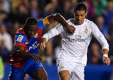 Tong hop tran dau: Levante 1-3 Real Madrid hinh anh