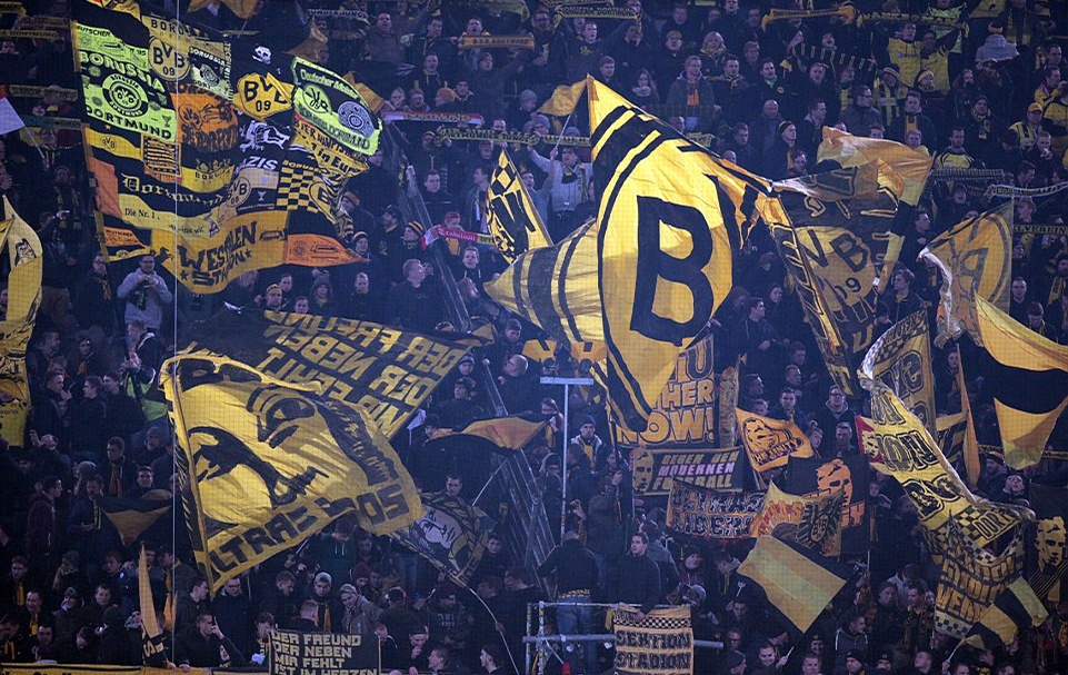 Dortmund thang dam Tottenham anh 2