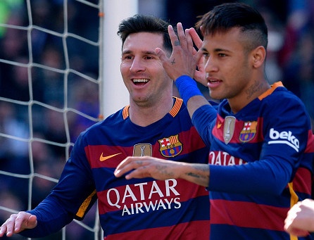 Messi da hong phat den, Barcelona van thang 6-0 hinh anh