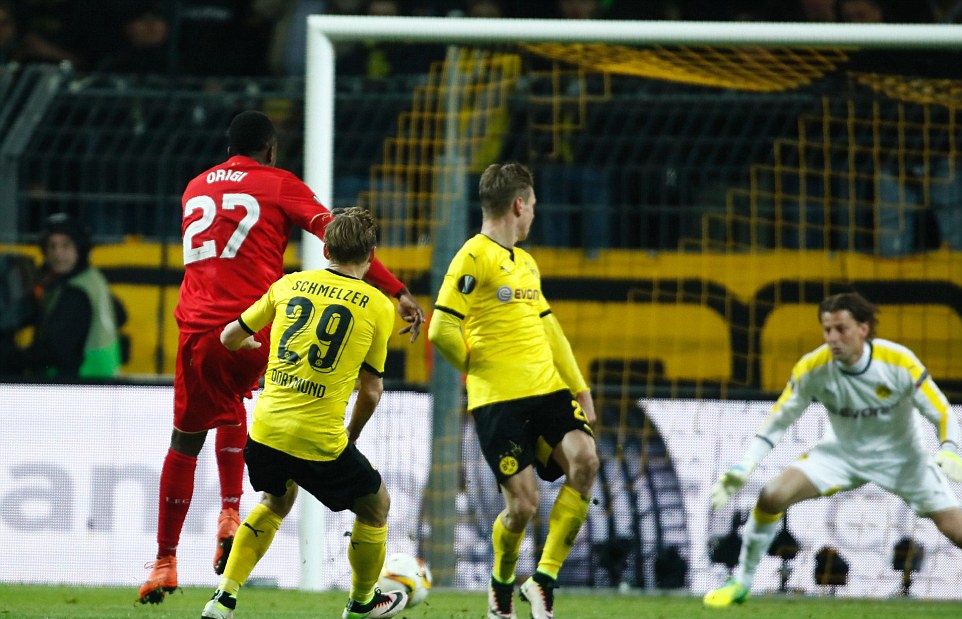 Liverpool hoa Dortmund anh 4