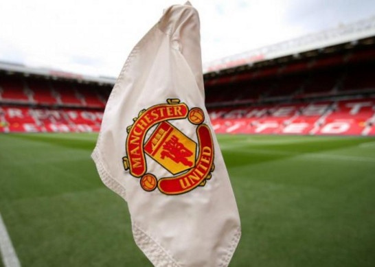 MU vo dich ve phi boi tron chuyen nhuong hinh anh