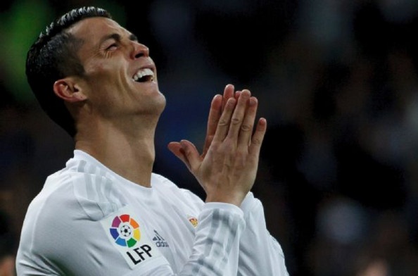 Ronaldo cầu cứu Barca ảnh 1 Ronaldo cau cuu Barca anh 1