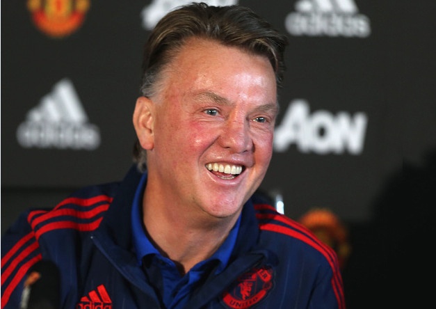 Van Gaal khang dinh se dan dat MU mua toi hinh anh