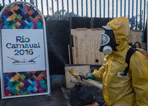 Nen hoan Olympic Rio 2016 vi virus Zika hinh anh