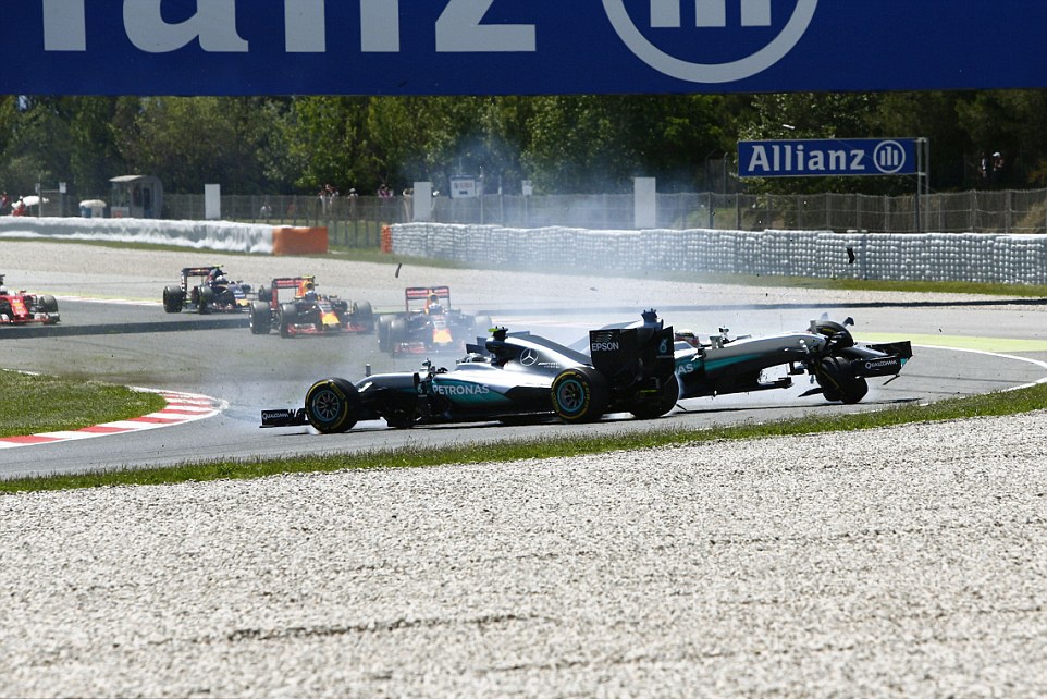Hamilton va Rosberg dam nhau anh 2