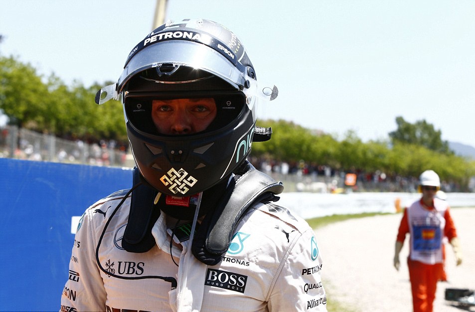 Hamilton va Rosberg dam nhau anh 6