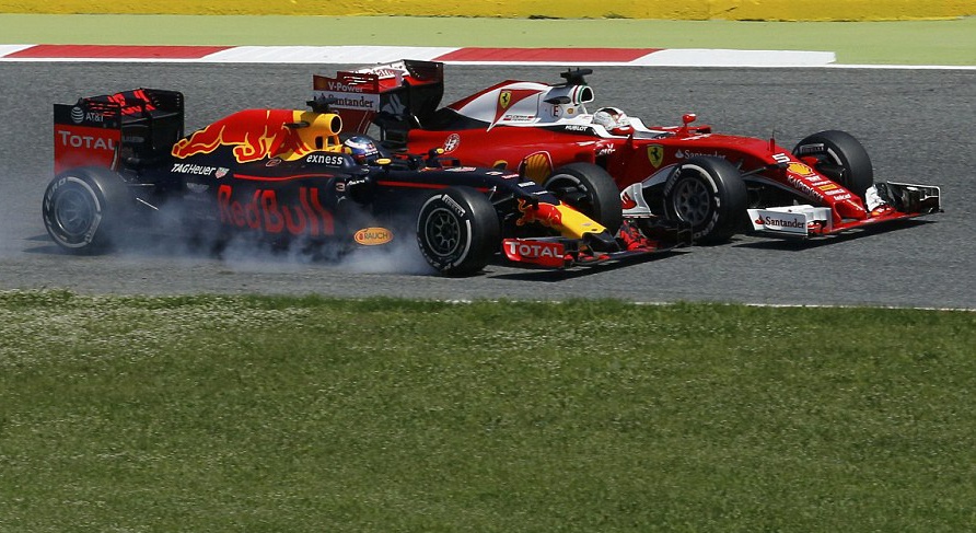 Hamilton va Rosberg dam nhau anh 8