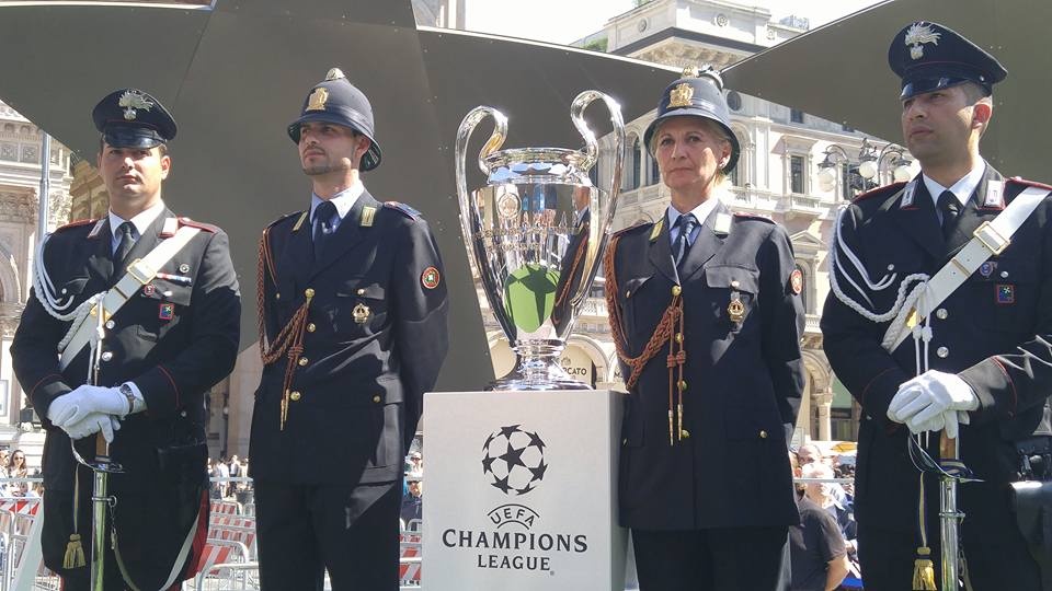 Nguoi Viet hao hung don chung ket anh 5