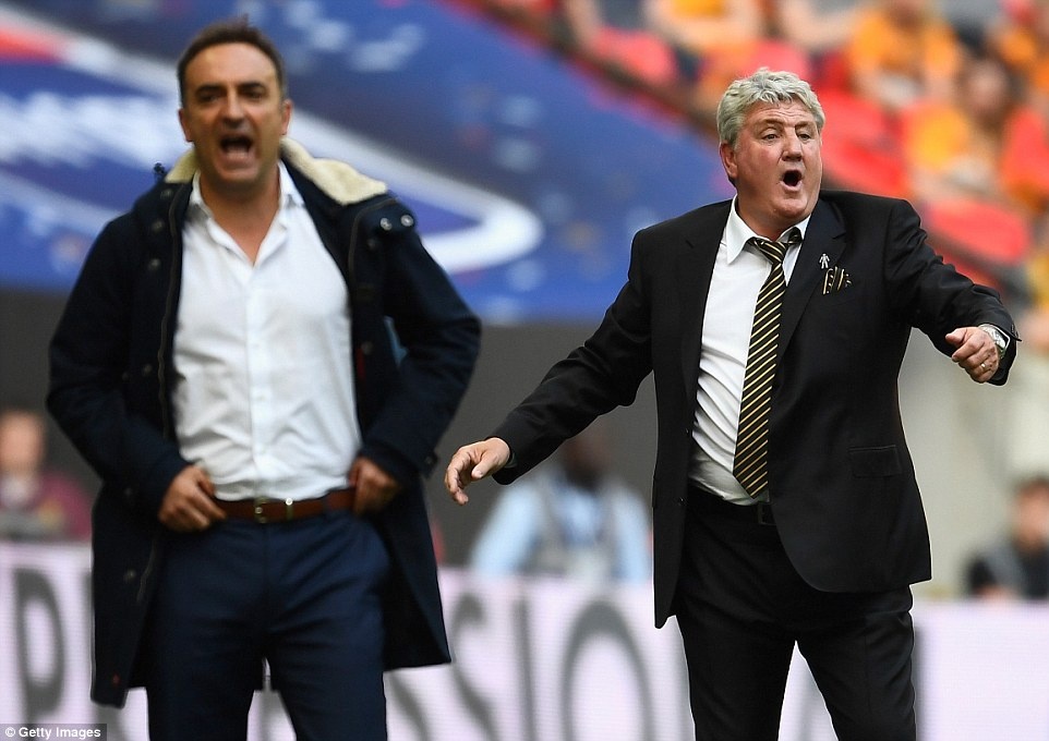 Hull tro lai NH Anh anh 10