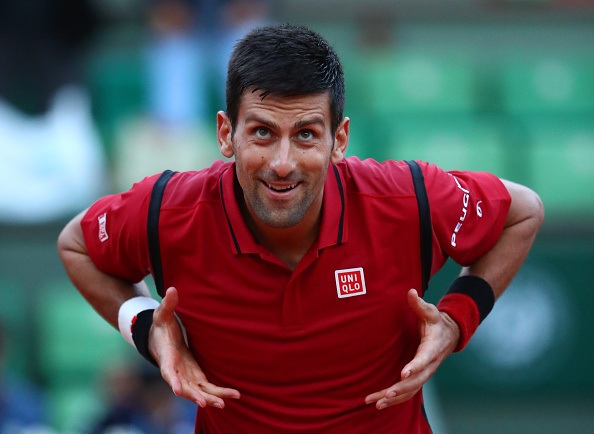 Djokovic nhe nhang vao vong 4 Roland Garros hinh anh