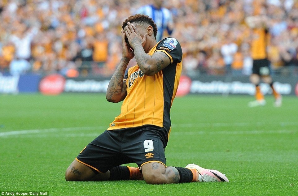 Hull tro lai NH Anh anh 7