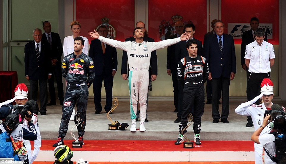 Hamilton thắng chặng đầu tại Monaco ảnh 2 Hamilton thang chang dau tai Monaco anh 2