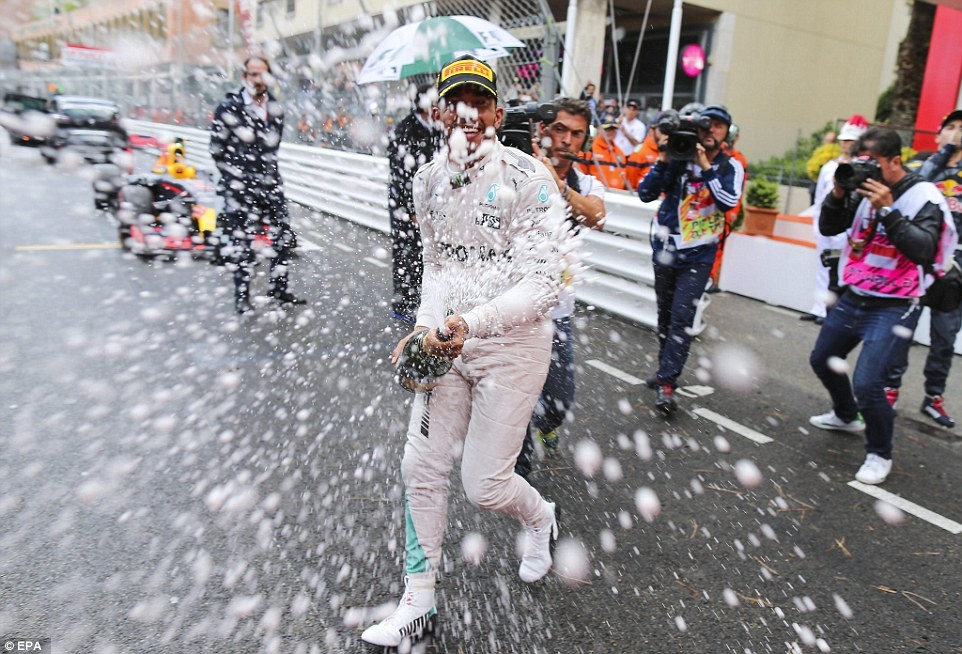 Hamilton thắng chặng đầu tại Monaco ảnh 3 Hamilton thang chang dau tai Monaco anh 3