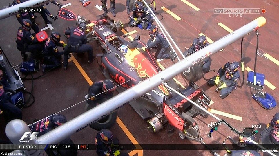 Hamilton thắng chặng đầu tại Monaco ảnh 10 Hamilton thang chang dau tai Monaco anh 10