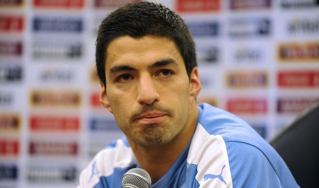 Suarez nổi điên ảnh 9 Suarez noi dien anh 9